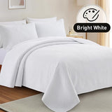 Lavsiry White Quilt Full/Queen Size with Pillow Shams, Summer Soft Geometric Pattern Bedspread, 3 Pieces Lightweight Coverlet Bedding Set for All Seasons Lavsiry