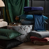 WARMDERN Peacock Blue Flannel Velvet Duvet Cover King Size Duvet Cover Bedding Sets, 3pcs Ultra Soft Luxury Textured Modern Crystal Velvet Duvet Covers with Zipper Closure(Peacock Blue, King) WARMDERN