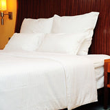 CUDDLE DREAMS Silk Comforter for Spring/Summer/Fall, 100% Long-Strand Silk Filling, Natural & Breathable (Twin Size) CUDDLE DREAMS