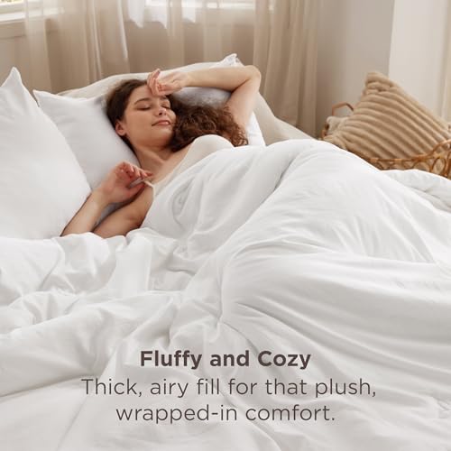 Bedsure Twin Comforter Set White, Soft Prewashed Twin Size Bedding, Quilted Comforter with Clover Design, Down Alternative Comforter for All Seasons, 2 Pieces Bed Set with 1 Pillow Sham Bedsure