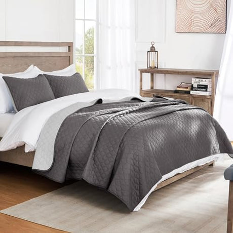 Exclusivo Mezcla Ultrasonic Reversible Full Queen Quilt Bedding Set with Pillow Shams, Lightweight Quilts Queen Size, Soft Bedspreads Bed Coverlets for All Seasons - (Grey, 90"x96") Exclusivo Mezcla
