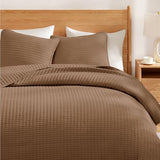 WRENSONGE King Size Quilt-3 Pieces Lightweight Bedspreads Brown King Quilt Bedding Set for All Seasons, Soft Summer Coverlet with 2 Pillow Shams Suitable for Bed, Couch, Quilt Blanket WRENSONGE