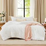 WRENSONGE Queen Comforter Set - 3 Pieces Prewashed White Comforter Soft Lightweight Bedding for All Seasons, Fluffy Down Alternative Comforter Queen Size with 2 Pillow Shams WRENSONGE