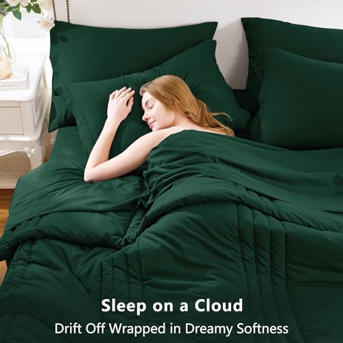CozyLux Queen Size Comforter Sets - 7 Piece Bed in a Bag Emerald Green Comforter Set with Sheets Queen Bed Set All Seasons, Bedding Set with Down Alternative Comforter, Sheets, Pillowcases & Shams CozyLux