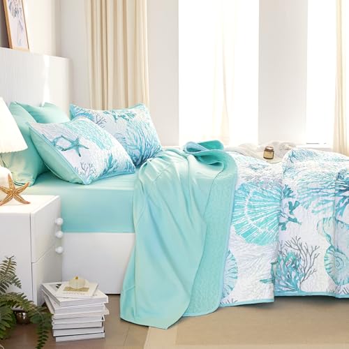 Wake In Cloud - Coastal Quilt Set, Nautical Ocean Beach Themed Tropical Summer Patterned, Reversible Lightweight Bedspread Coverlet, 3 Pieces, Aqua Turquoise, Twin/Twin XL Size Wake In Cloud