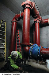 MSA 475369 V-Gard Full-Brim Hard Hat With Fas-Trac III Ratchet Suspension | Polyethylene Shell, Superior Impact Protection, Self Adjusting Crown-Straps - Standard Size in White MSA