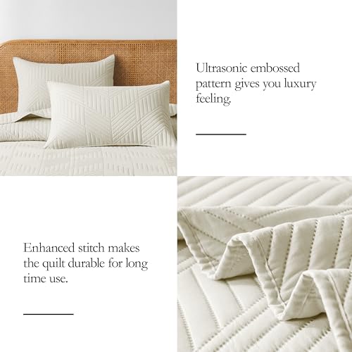 Davulos King/Cal King Quilt Set in Cream, Soft Reversible Microfiber Bedspread for All-Season Use in Bedroom or Dorm, Lightweight Modern Geometric Coverlet (1 Quilt, 2 Pillow Shams) Davulos