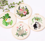 Mozzyyee 4pcs Cat Embroidery Kits for Beginners, DIY Adult Beginner Embroidery Sets with Instructions, 2 Plastic Embroidery Hoops,Scissor, Threads and Needles (Grey Cats)