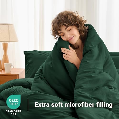 MUXHOMO 7 Pieces Queen Comforter Set, Soft Bed in a Bag Queen Size, All Season Bedding Set with Comforter, Flat Sheet, Fitted Sheet, Pillowcases & Shams, Dark Emerald Green