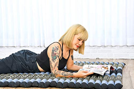 Leewadee - Foldable Floor Mattress - Japanese Roll Up Futon -Trifold Tatami Mat- Guest Floor Bed - Camping Mattress - Thai Massage Mat, Kapok Filled, 75 x 39 inches, Blue Leewadee