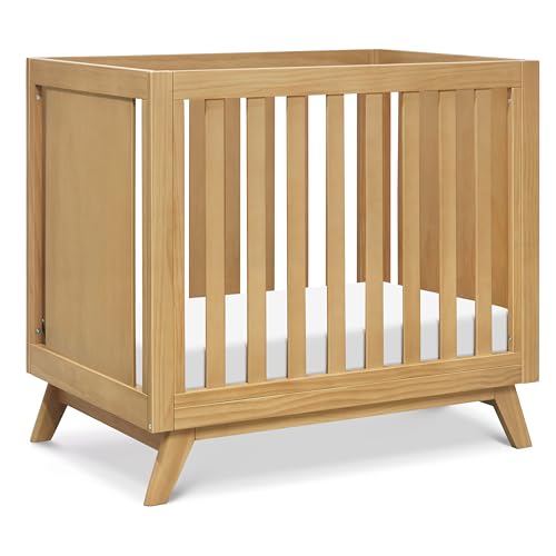 DaVinci Otto 3-in-1 Convertible Mini Crib with 4" Mattress in Honey, GREENGUARD Gold Certified