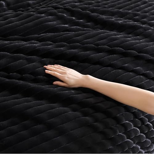 weigelia Black Comforter Full Set – Ultra Soft Plush Fleece Black Bed Set, Fluffy Warm Luxury Bedding Comforter with 2 Pillowcases, Cozy Heavy Warm Bed Set for Winter weigelia