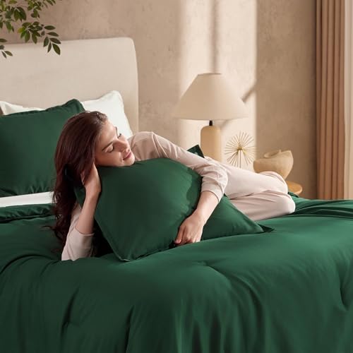 Andency Dark Emerald Green Queen Size Comforter Set, 3 Pieces Forest Hunter Green Boho Solid Bedding Sets, Soft Cozy Lightweight Down Alternative All Season Bed Set