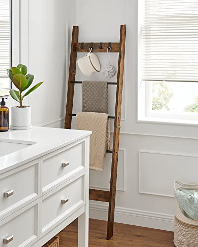 Hzuaneri Blanket Ladder Shelf for Living Room, Decorative Wood Quilt Rack with 4 Removable Hooks, 5-Tier Farmhouse Ladder Holder Organizer for Bedroom, Rustic Brown 02101BBR Hzuaneri