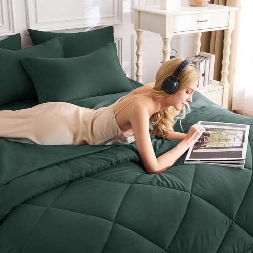 CozyLux Queen Comforter Set Forest Green - Bed in a Bag Queen Size 7 Pieces, Luxury Soft Bed Set for All Seasons, Bedding Set with Down Alternative Comforter, Sheets, Pillowcases & Shams CozyLux