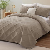 Exclusivo Mezcla Full Queen Size Quilt Set with Modern Striped Pattern, 3 Pieces Summer Lightweight Taupe Quilts Bedding Set, Soft Bedspreads Coverlets for All Seasons Exclusivo Mezcla