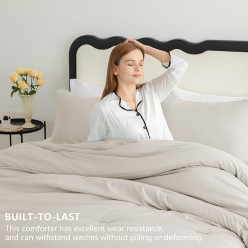 CozyLux Beige Queen Comforter Set, 3 Pieces Boho Solid Breathable Quilted Style Bedding Sets, Luxury Fluffy Soft Bed Set with Down Alternative Comforter for All Season (1 Comforter & 2 Pillowcases) CozyLux