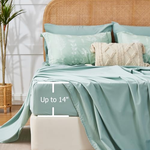 Kozyhvn Queen Comforter Set 7 Pieces, Sage Green Comforter, Cute Floral Bed in a Bag Queen Boho, Soft Fluffy Bedding Sets with Comforter, Sheets, Pillowcases & Shams, All Seasons Kozyhvn