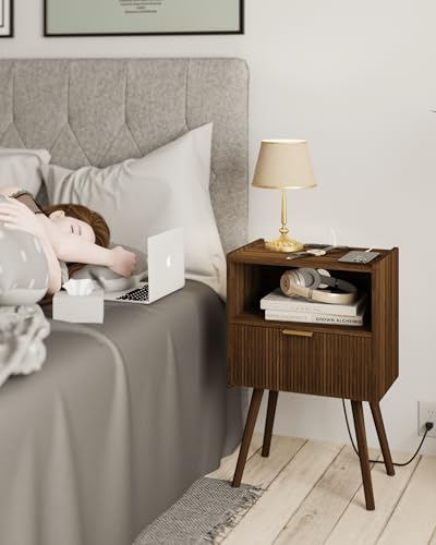 JOONEE Nightstand with Outlet,Modern Bedside Table with Storage Drawer and Open Wood Shelf, for Living Room, Bedroom and Small Spaces, Accent Night Stand with Solid Wood Legs, Easy Assembly,Brown JOONEE