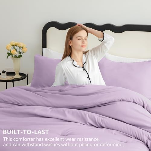 CozyLux Lavender Full Size Comforter Set, 3 Pieces Light Purple Solid Breathable Quilted Boho Bedding Sets, Luxury Fluffy Soft Bed Set with Down Alternative Comforter and 2 Pillowcases for All Season CozyLux
