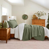 EVERGRACEHOME Cotton Coverlet Set King Size 3 Pieces, Lightweight Soft Ribbed Matelassé Bedspread Quilt Set, Cozy Oversized Quilted Bedding Set with 2 Pillow Shams for All Seasons, Olive Green EVERGRACEHOME