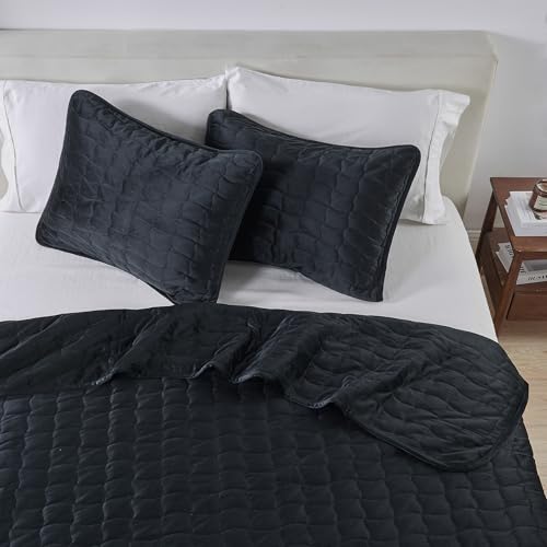 Great Bay Home Twin Size Velvet Quilt and Sham Set - Dual-Sided Luxury Velvet, Heavyweight 2-Piece Bedding Set - Ultra Soft, Quilted Box-Stitched and Down-Alternative Fill (Twin/Twin XL, Black) Great Bay Home