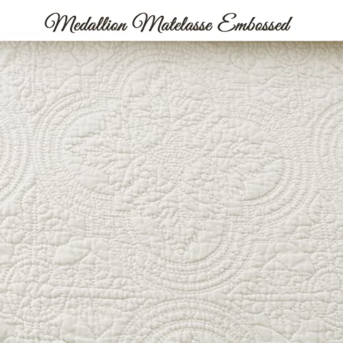 Cozy Line Home Fashions 100% Cotton Medallion Off White Matelasse Embossed Bedding Quilt Set, Reversible Lightweight Bedspread, Coverlet for All Season (Blantyre - Ivory, King - 3 piece) Cozy Line Home Fashions