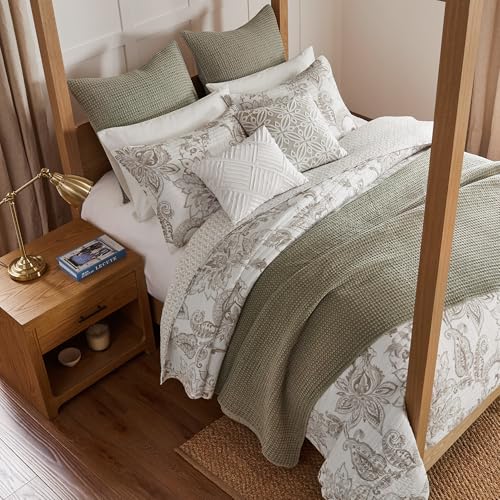 Levtex Home Mills Waffle Full/Queen Quilt Set (88x92in) with 2 Pillow Shams (26x20in) - Taupe - Cotton Waffle Full/Queen Size Quilt Bedding Set - Lightweight, Soft, Pre-Washed Levtex Home
