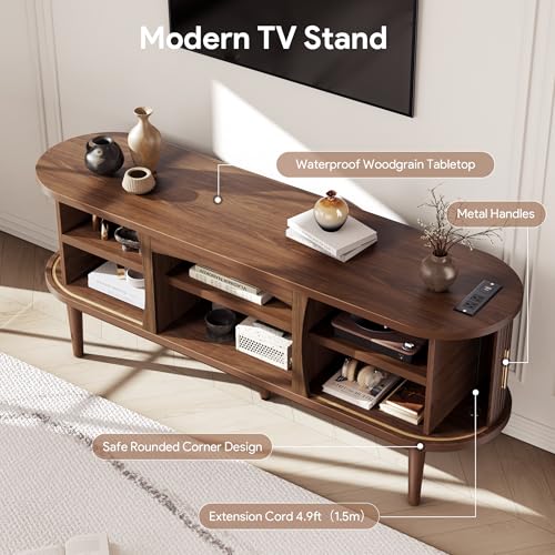 Decofy Mid Century TV Stand for TVs up to 65 Inches, Entertainment Center with Storage, Power Outlet, Fluted Sliding Doors & Adjustable Shelves, Modern Media TV Console Table for Living Room (Walnut) Decofy