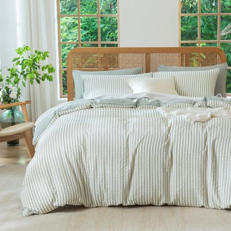 BUPIRD Sage Green Queen Size Comforter Set Striped 100% Soft Washed Microfiber Jacquard 3 Pieces Striped Bedding Sets Green White Comforter Queen for All Seasons and 2 Pillowcases Comfort Breathable BUPIRD