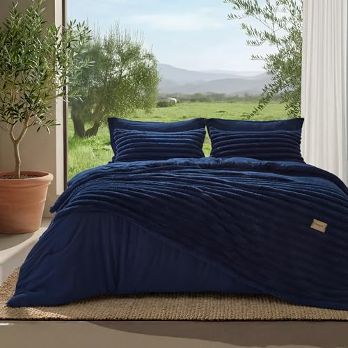 Bedsure Gentlesoft™ 2-in-1 King Size Comforter Set and Detachable Fluffy Blanket, Navy Blue Bedding Set for All Season Use, SnapTech™ Design for Space Saving (Includes 2 Pillow Shams, 2 Pillowcases) Bedsure
