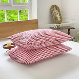 NSNLGSGC Red Gingham Twin Quilt Set, Soft Pre-Washed Microfiber Red Plaid Twin Bedspread, Lightweight Checked Summer Quilt, Grid Bedding Coverlets for All Seasons (Includes 1 Quilt, 1 Pillow Sham) NSNLGSGC