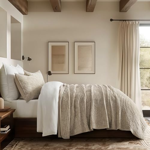 EVERGRACE Velvet Quilt Set King Size, Luxurious Soft Striped Channel Bedding Set, Lightweight Velvet Comforter for All Season, Oversized Bedspread Coverlet with 2 Matching Shams, Beige Taupe EVERGRACE