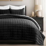 EVERGRACE Pearl Velvet Quilt Full Queen Size Bedding Sets, Luxurious Soft Velvet Comforter Set, Lightweight Box Stitching Oversized Bedspread Coverlet for All Season, with 2 Shams, Black EVERGRACEHOME