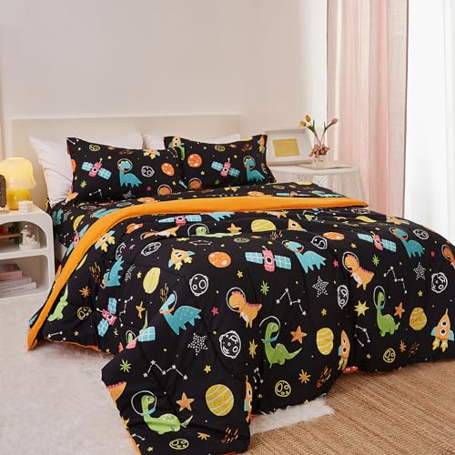 Yibeizi Space Dinosaur Kids Comforter Set for Boys Full Size, Cute Quilted Black Printed Bedding Set with Pillow Sham, Lightweight Soft Breathable Washable Bed Set 3 Piece Yibeizi