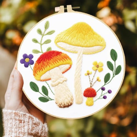 ACRNIGHEET 5PCS Embroidery Kit for Beginners Adults, Mushroom Embroidery Kit, Embroidery Starter Kit with Instructions, Including 5 Stamped Embroidery Cloth Hoops Threads, Crafts Gift Idea ACRNIGHEET