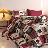 Wake In Cloud - Rustic Comforter Set, Cabin Christmas Lodge Western Country Bear Deer Moose Woodland RV Outdoor Theme, Soft Lightweight Bedding, 3 Pieces, Burgundy Black, California King Size Wake In Cloud