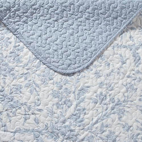 Laura Ashley - King Quilt Set, Soft Cotton Bedding with Reversible Design, Medium Weight for Year Round Use, 3 Piece Bed Set with Matching Pillowcases (Amberley Blue) Laura Ashley