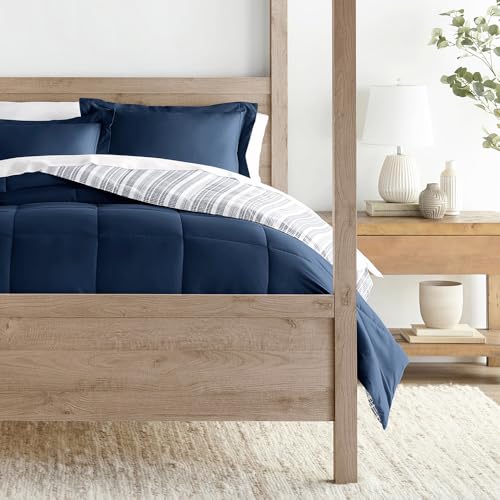 LINENS & HUTCH Comforter Set Patterned Microfiber All Season Down-Alternative Ultra Soft Bedding in Farmhouse Dreams - Full/Queen Farmhouse Dreams Navy LINENS & HUTCH