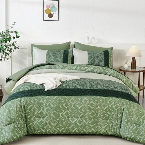 Dinjoy Green King Size Comforter Set,Striped Bed in a Bag King 7 Pieces Soft Microfiber Bedding Comforters Sets Boho Bed Complete Set for Summer All Season Dinjoy