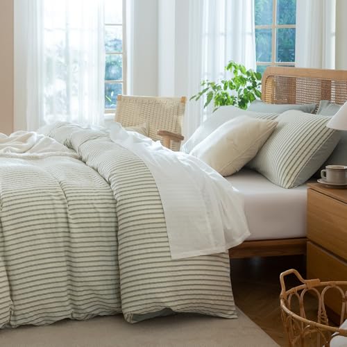 BUPIRD Sage Green Queen Size Comforter Set Striped 100% Soft Washed Microfiber Jacquard 3 Pieces Striped Bedding Sets Green White Comforter Queen for All Seasons and 2 Pillowcases Comfort Breathable BUPIRD