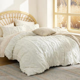 Bedsure Boho Tufted White Comforter King Size, GentleSoft™ 3 Pieces Boho Farmhouse Decor Bedding, Exquisite Shabby Chic Bedding for All Seasons, 1 Bed Comforter, 2 Pillow Shams, 104x90 Inches Bedsure