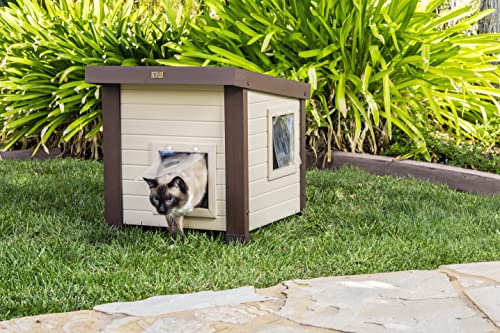 New Age Pet® ECOFLEX® Albany Outdoor Feral Cat House for Multiple Cats with Quick & Easy Assembly, 2 Vinyl Door Flaps Included, Moisture and Odor Resistant - WoodArtSupply