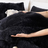 Smoofy Fluffy Queen Comforter Set, Faux Fur Black Comforter Set Queen Size, Luxury Fuzzy Bedding Set, Soft Shaggy Bed Set for All Season, 3 Pieces - 1 Comforter & 2 Pillowcases Smoofy
