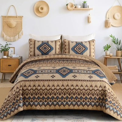 Dintszyayue Boho Quilt Set King Size,3 Pieces Aztec Texture Bedspread Brown Southwestern Coverlet Set Soft Lightweight Bed Cover for All Season Microfiber Bedding with 2 Pillowcases(Brown,104"x90")