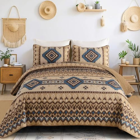 Dintszyayue Brown Boho Quilt Set Queen，3 Pieces Aztec Texture Bedspread Southwestern Coverlet Set Soft Lightweight Bed Cover for All Season Microfiber Bedding with 2 Pillowcases(Brown,96"x90") Dintszyayue