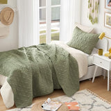 Comfort Spaces Twin Quilt Set Modern Reversible Diamond Coverlet Twin Bedding Set Cozy Quilted Winter Layer, All Season Lightweight Soft Twin Size Quilt, Kienna, Twin/Twin XL Olive Green 2 Piece Comfort Spaces