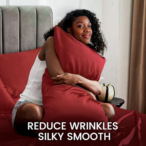 Revdomfly 4 Pcs Queen Size Luxury Silky Soft Wine Red Satin Sheet Set,1 Premium Moisture Wicking Fitted Sheet Fits Up to 16 Inches Deep Pocket + 1 Flat Sheet + 2 Pillowcases（Wine Red, Queen） Revdomfly