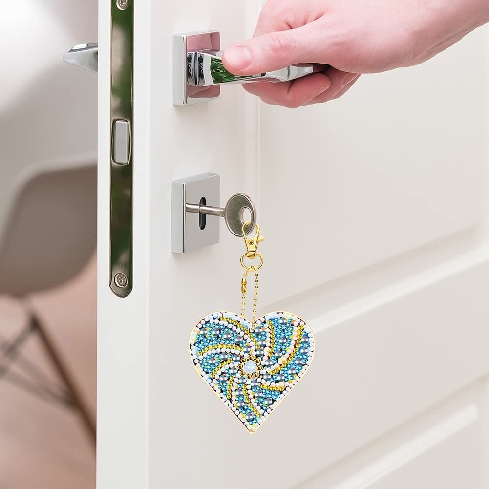 LUSandy 5pcs DIY 5D Heart Diamond Painting Keychain Kits Double Sided Full Drill Special Shape Heart Diamond Art Key Chain Key Ring Set for Backpack Shoulder Bag Accessories Adults LUSandy