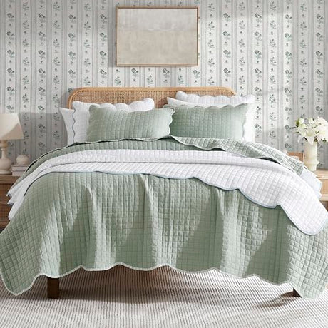 WDCOZY Sage Green Twin Size Quilt Bedding Set, Seafoam Scalloped Farmhouse Country Rustic Lightweight Soft Coverlet for All Season, Cute Cozy Kantha Pick Stitch Bedspread, 1 Pillow Shams WDCOZY